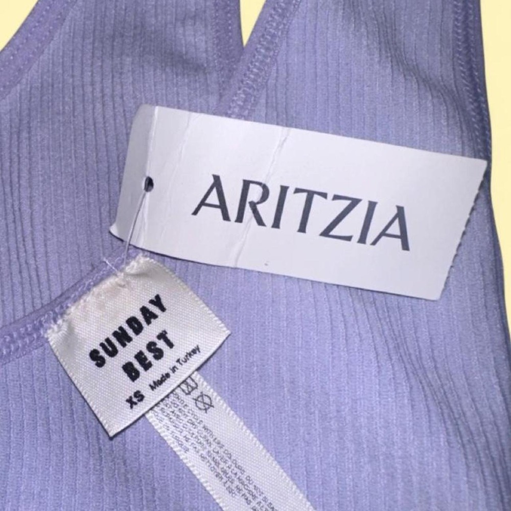 NWT Aritzia Sunday Best Seamless Rib Bra Top in Lavish Lavender - Picture 2 of 3